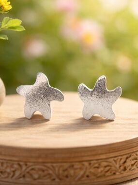 New Tiny Starfish Earrings Handcrafted in Sterling Silver 925 , Small Studs